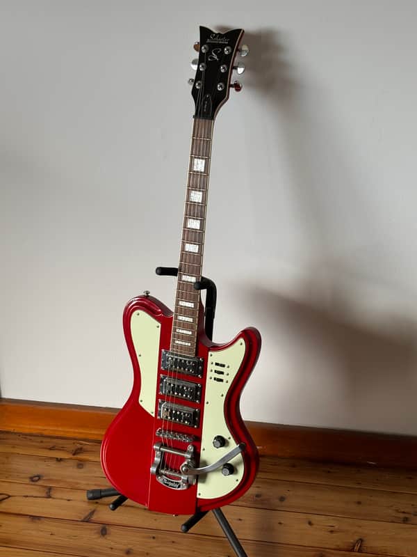 Schecter Ultra-III Vintage Red - Guitar [Mint] w/ Hardcase image 1