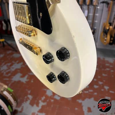 Gibson Les Paul Studio Alpine White 2008 image 6