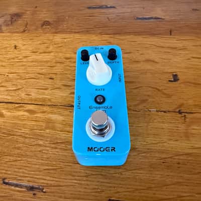 Mooer Ensemble King 2013 - Blue image 1