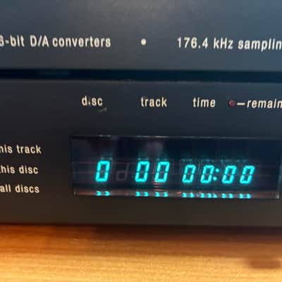 Wonderful Made in Japan Adcom GCD-600 5 Disc Changer with TDA-1541A Chip. See VIDEO! image 5