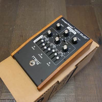 Moog MF-105M Moogerfooger MIDI MuRF 2009 - Black image 3