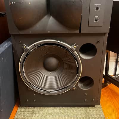 JBL 4430 - Wood image 2