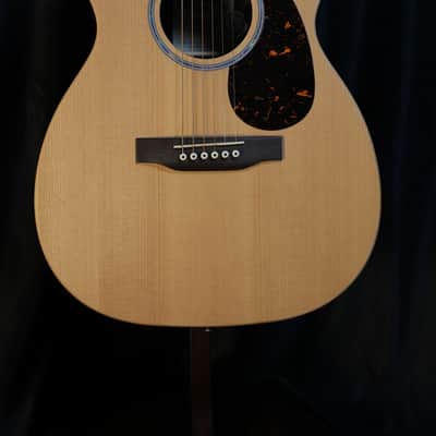 Martin 00-X2E Cocobolo 2025 - Natural image 2