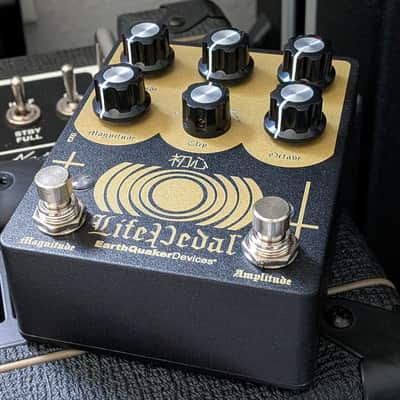 EarthQuaker Devices Sunn O))) Life Pedal Octave Distortion + Booster V2 image 3