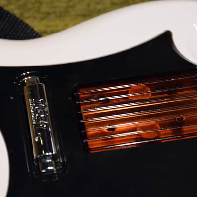 Gibson – Tiger Electronics/Power Tour Mini Toy Guitar image 5