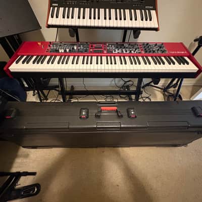 Gator TSA ATA Molded 88-Note Keyboard Case W/ Wheels 2010? image 2