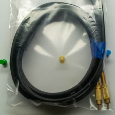 gold plated audio/ video cables image 3