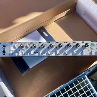 Focusrite Platinum Octopre LE 8-Channel Mic Preamp 2000s - Silver image 1