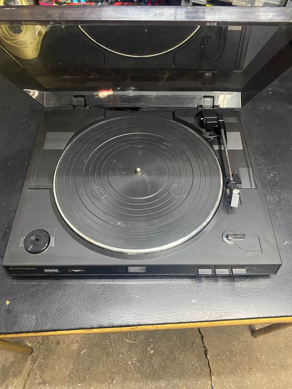 Pioneer PL-990 Fully Automatic Belt Drive Stereo Turntable 2010s - Black