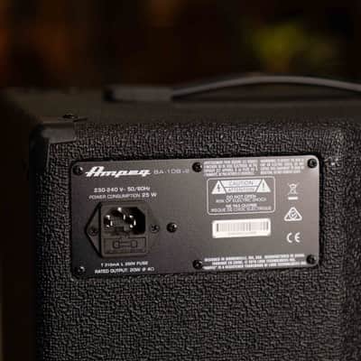 Ampeg BA-108v2 20-Watt 1x8" Bass Combo 2014 - Present - Black image 4