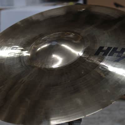 Sabian 16" HHX Evolution Crash image 3