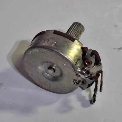1976-1977 CTS Gibson Fender 250k Short Split Shaft Pot 1377648 image 2