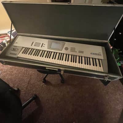 Korg Trinity Pro 76-Key 32-Voice Polyphonic Workstation 1996 - 1998 - Silver