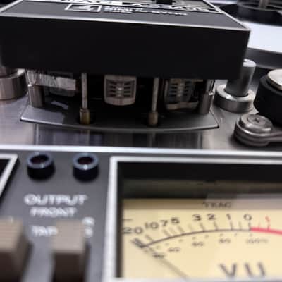 TEAC A-3340S 1/4" 4-Track Reel to Reel Tape Recorder 1970s - Silver image 5