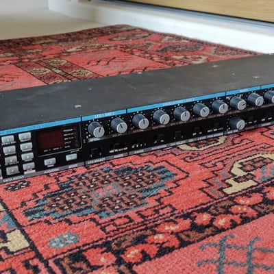 Novation Super Bass Station Monophonic Rackmount Synthesizer 1997 - Black