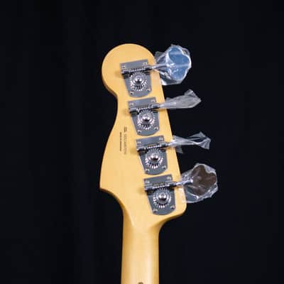 Fender Player II Precision Bass 2024 - Present - Coral Red image 6