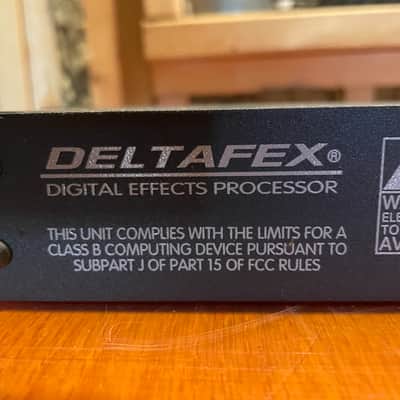 Peavey Dual DeltaFex Multi-Effects Processor 2010s - Silver image 3