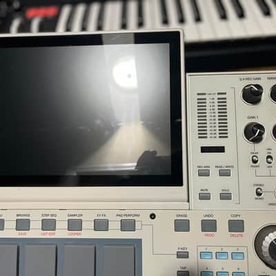 Akai MPC X Special Edition Standalone Sampler / Sequencer 2023 - Present - Grey image 4