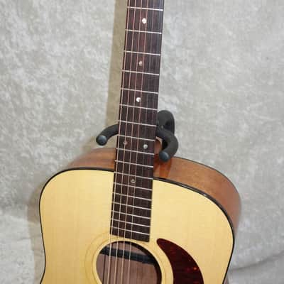 Garrison G40 acoustic guitar with hardshell case image 6