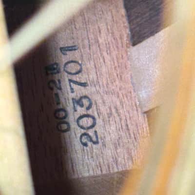 Vintage Martin O0-21 | 1965 | Natural Finish image 7
