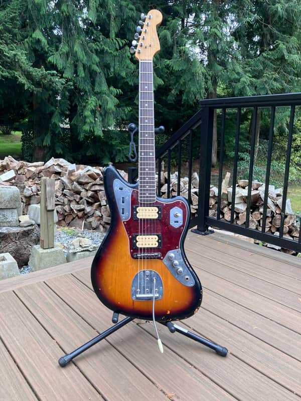 Fender Kurt Cobain Road Worn Jaguar 2012 - 2015 - 3-Color Sunburst