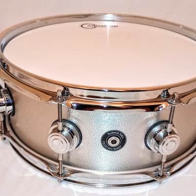 DW COLLECTOR'S ALUMINUM SNARE DRUM 13" 2006 W/ TRUE HOOPS-SHIPS FREE TO CUSA! image 8
