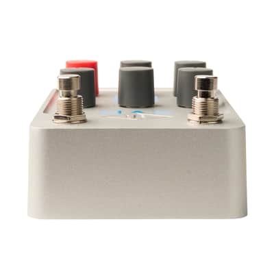 Universal Audio Effects Pedals - MAX Preamp & Dual Compressor image 2