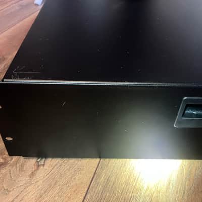 Adam Hall Rack Drawer 3U with lock image 2