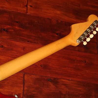1963 Fender Duo-Sonic Rare Mahogany Body (SKU:FEE1030) image 8