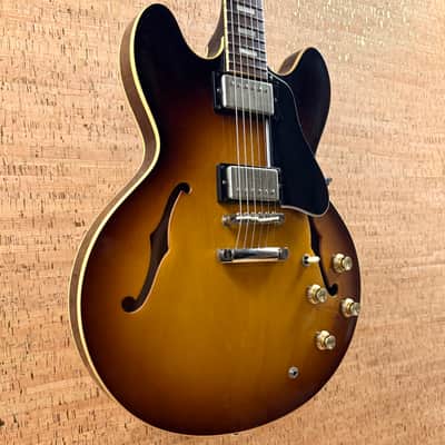 Gibson Custom Shop Memphis '63 ES-335 VOS 2015 - Sunburst image 2