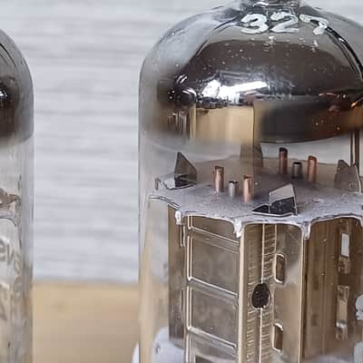Superb ultra rare SIEMENS 12AU7 ecc82 SILVER PLATE matched pair very strong, fully tested Superb sounding tubes ! image 7
