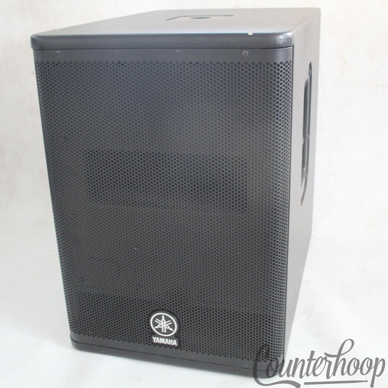 Yamaha DXS12 Powered Subwoofer, 12" Active Sub Woofer 950W D-XSUB* — main photograph