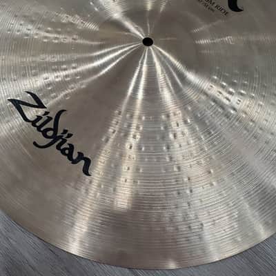 Zildjian 20" A Series Medium Ride Cymbal (Near Mint!) image 5
