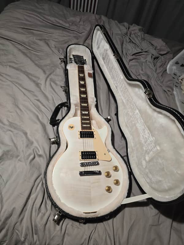 Gibson Les Paul Signature T with Manual Tuners 2013 | Reverb UK