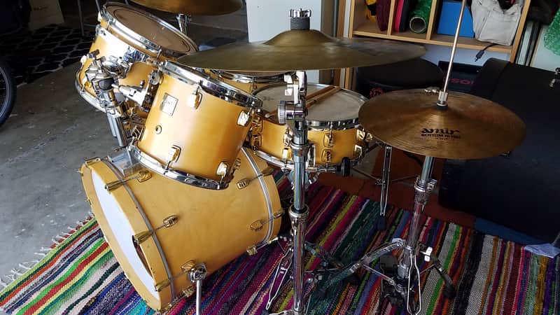 Cadeson Royal Custom 5 piece drum kit , hardware and travel cases - Complete image 1