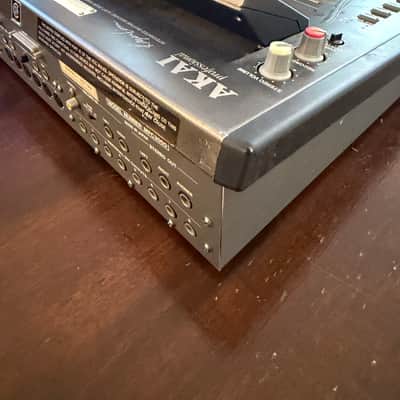 Akai MPC3000LE MIDI Production Center 1999 - 2001 - Black image 9