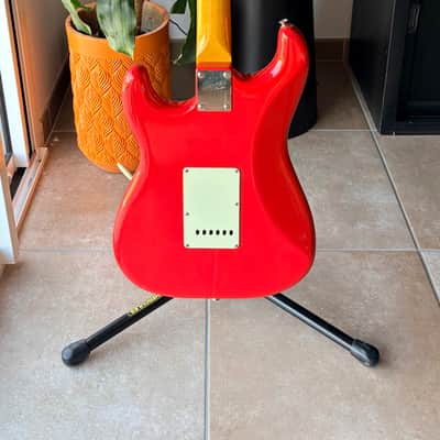 Squier Simon Neil Stratocaster 2010 - 2019 - Fiesta Red image 6
