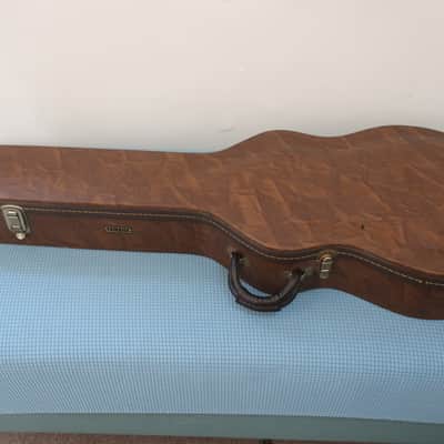 Last One 2000s Yamaha Heavy Duty Tan Brown Pleather Hardcase Fits ES 335 Dot Sheraton Casino Or Similar Guitar Hardshell Case Archtop Style 44X16X3 Epiphone Gibson Heavy Duty Handle image 2