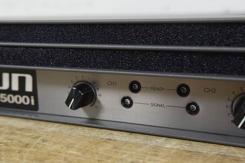 Crown Macro-Tech 5000i 2-Channel Power Amplifier (church owned