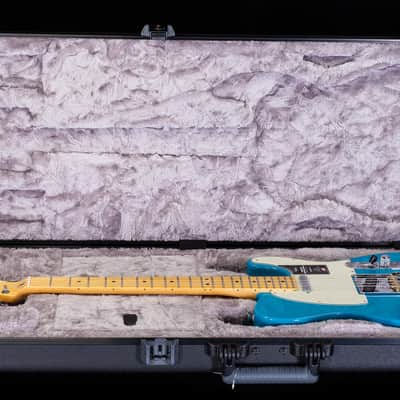Fender American Professional II Telecaster Miami Blue Maple Fingerboard (193) image 6