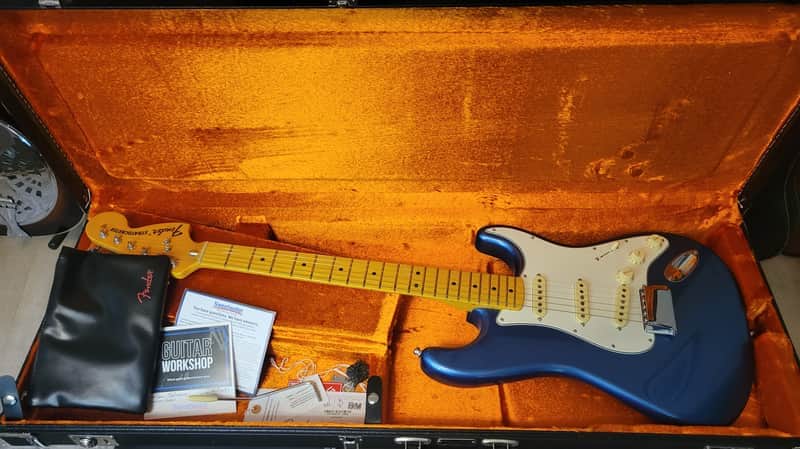 Fender American Vintage II '73 Stratocaster with Maple Fretboard