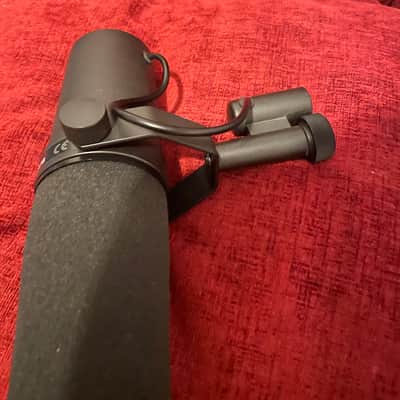 (Excellent Condition) Shure SM7B Cardioid Dynamic Microphone 2001 - Present - Black image 4