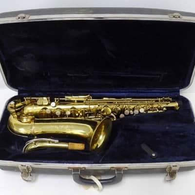 Conn Shooting Stars Alto Saxophone, Good Condition, with case/neck/MP image 3