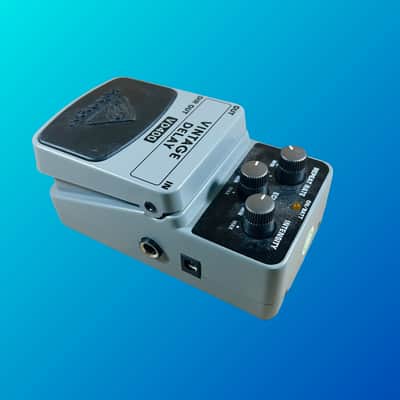 Behringer VD400 Vintage Analog Delay Pedal image 3