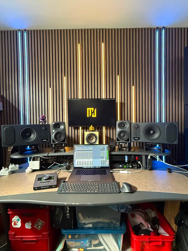 Neumann KH120 & KH810 Subwoofer image 1