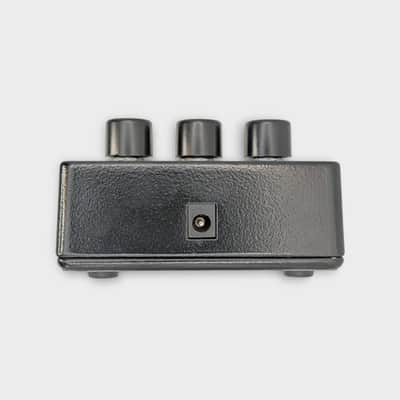 Electro-Harmonix Micro Metal Muff Distortion with Top Boost 2008 - 2020 - Black image 5