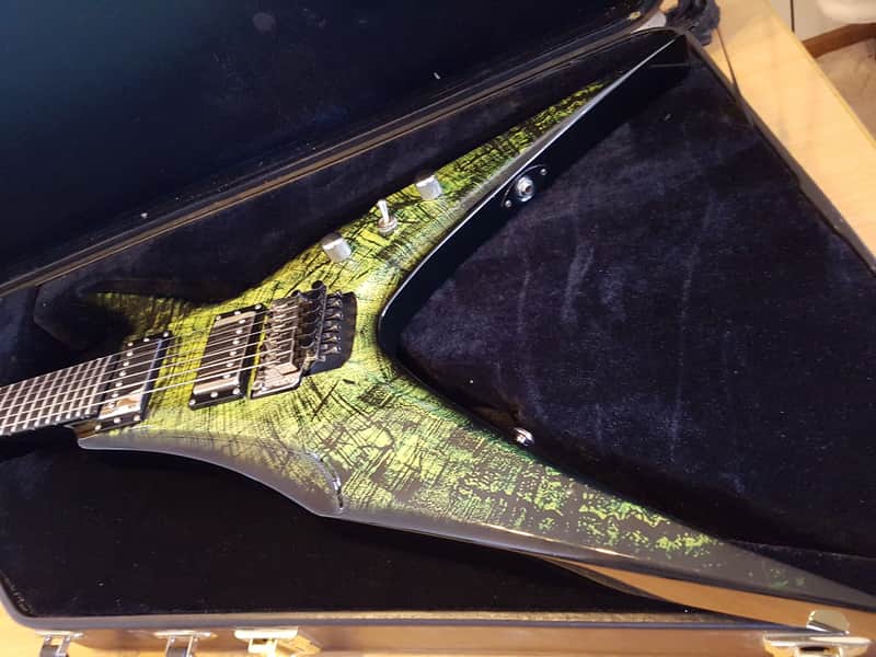 DBZ Bird Of Prey Radioactive with H/Case Dean B Zelinsky | Reverb