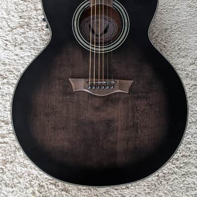 DEAN Exotica Quilt Ash acoustic electric GUITAR Trans Blue Satin w
