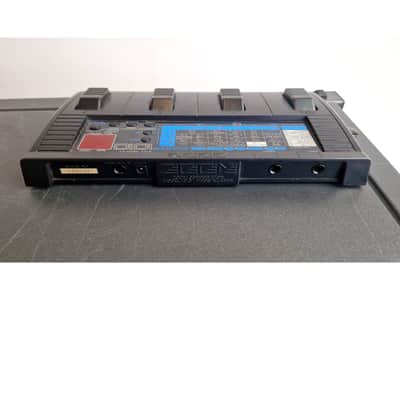Zoom 1010 - Effects Pedal - Good image 4