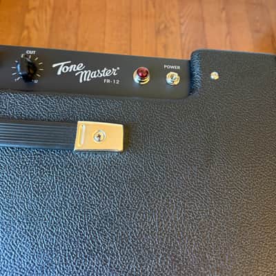 Fender Tone Master FR-12 Powered Speaker w/ Cover image 7